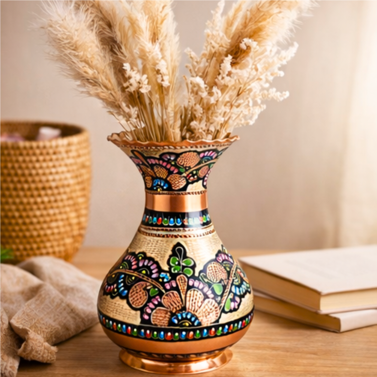 El Yapımı Saf Bakır Vazo (25 cm) - Otantik Sanat İşi Dekoratif Çiçek Vazosu & Özel Hediye
